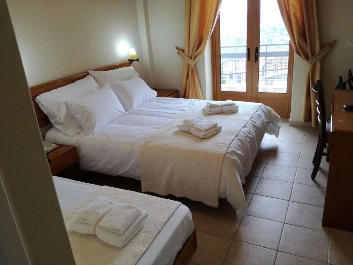 Parnon Hotel Agios Petros  Exteriér fotografie